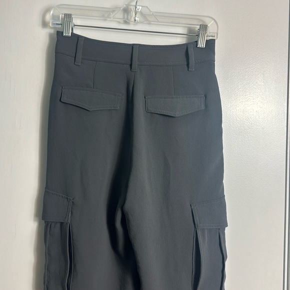 Aritzia Wilfred Beyond Cargo Pant Gray Size 0 - Picture 6 of 14
